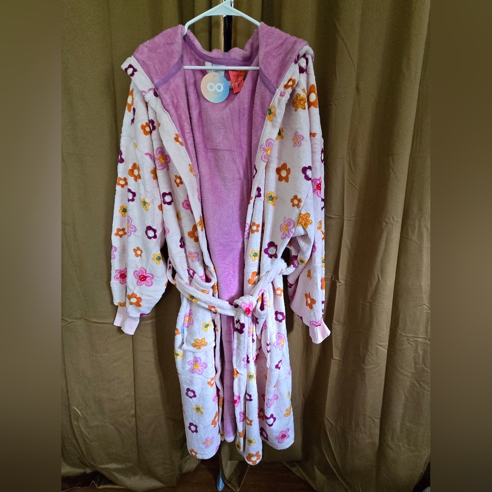 Oodie Robe Happy Flowers (NWT)